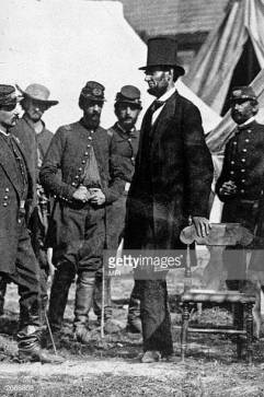 President Abraham Lincoln (1809 - 1865) with General George McClellan (1826 - 1885) at his headquarters on the battlefield of Antietam in Maryland. (Photo by MPI/Getty Images)
